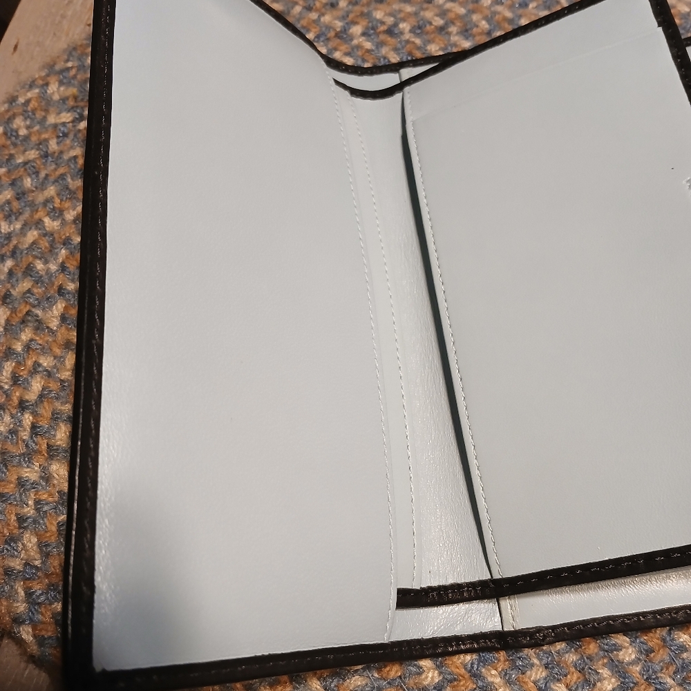 Coach Bleecker Black Signature & Leather Wallet - Picture 5 of 7